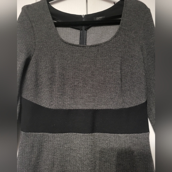 Elegant Esprit XL Bodycob Dress with 3/4 Sleeve and Pockets - Picture 3 of 13